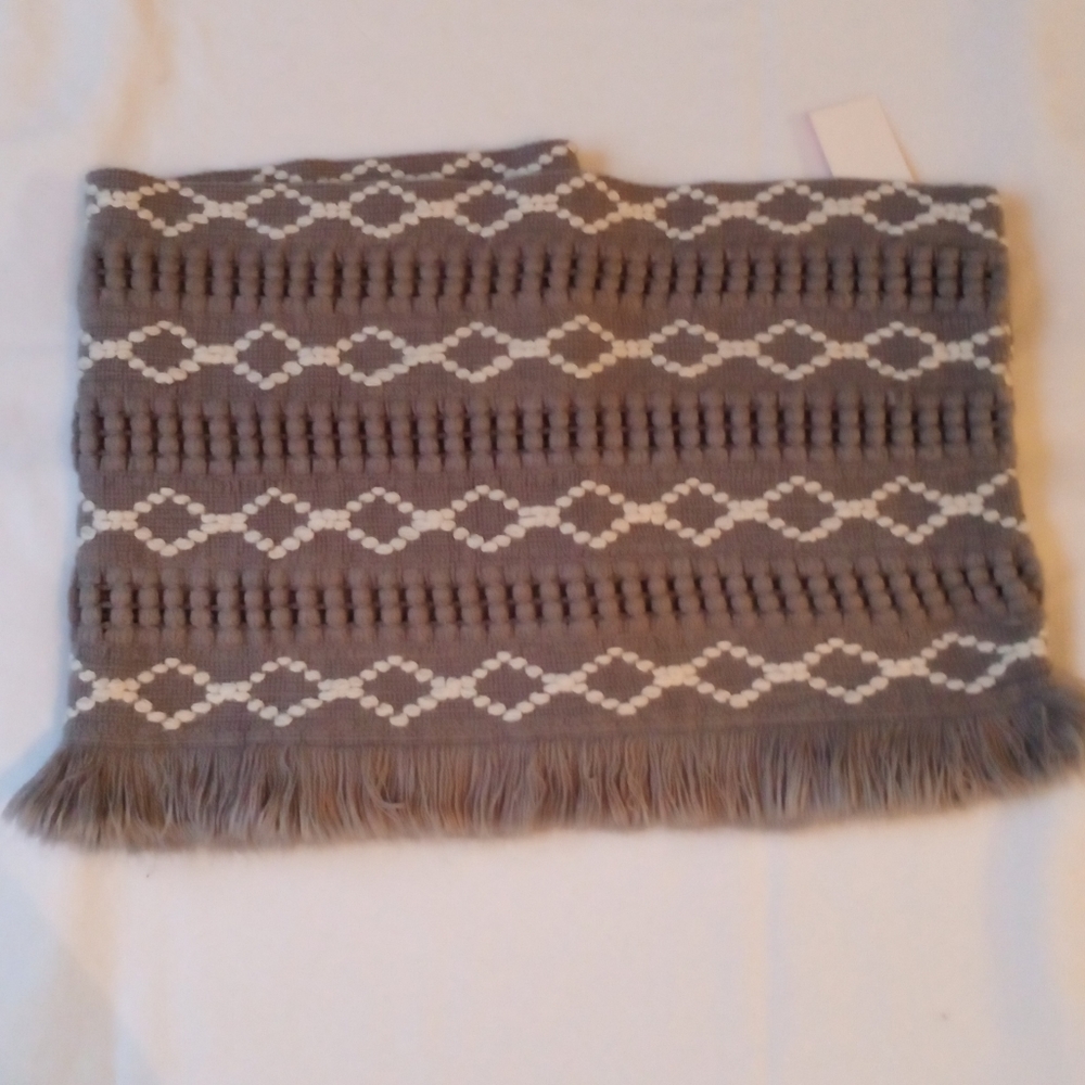 NWT Women's Love Of Fashion New York Infinity